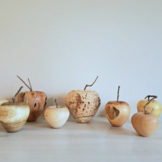 Eduard Juanola - Houten Appels